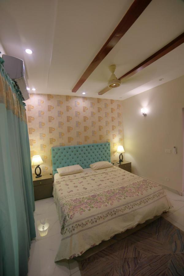 Grey Orchard Homestay - A Family Place Лахор Екстериор снимка